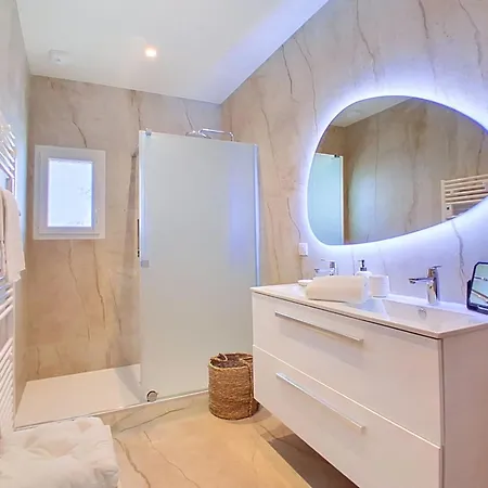 L'orangeraie By Interhome Villa Villeneuve-Loubet